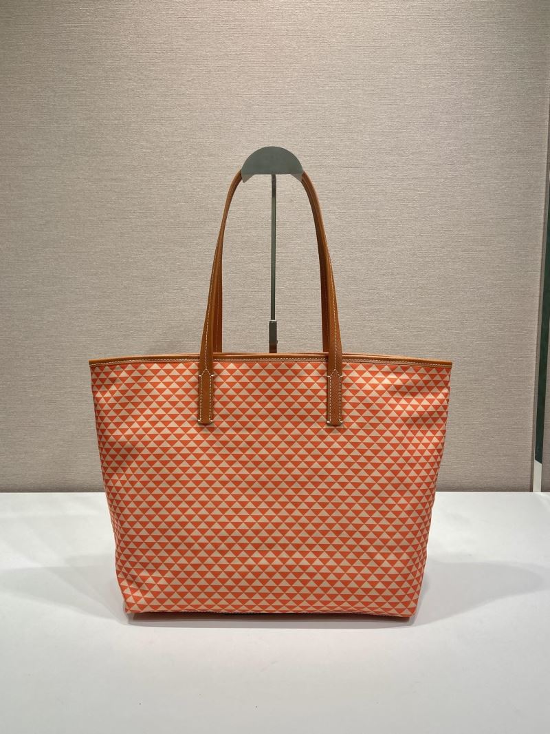 Pra*a tote bags